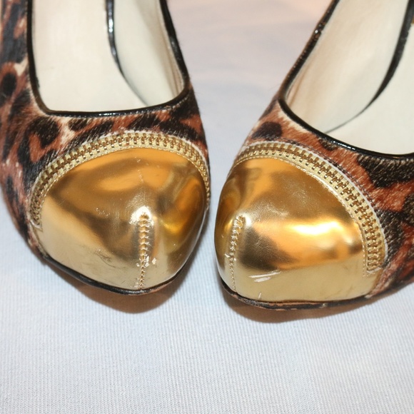 Michael Kors Brown Gold Leopard Print Pumps - Picture 6 of 8